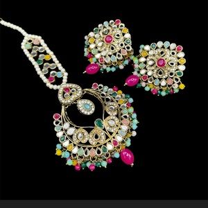 Mirror studs with tikka